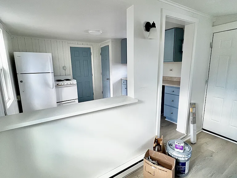 31-33 Fern Ave #202 — Photo 8