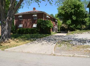 111 Regan St, Rockford, IL 61107