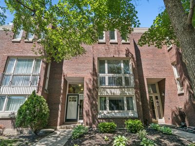 2717 S Michigan Ave, Chicago, IL, 60616