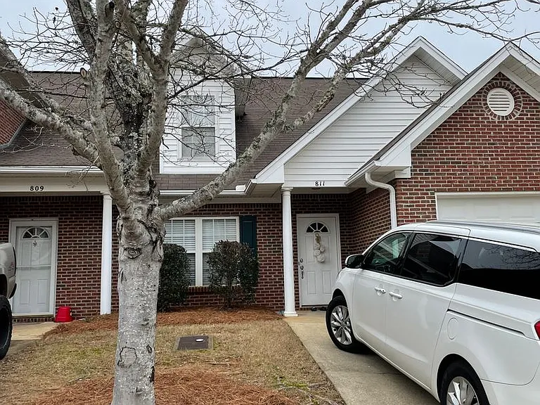 2428 E University Dr #811 — Photo 2