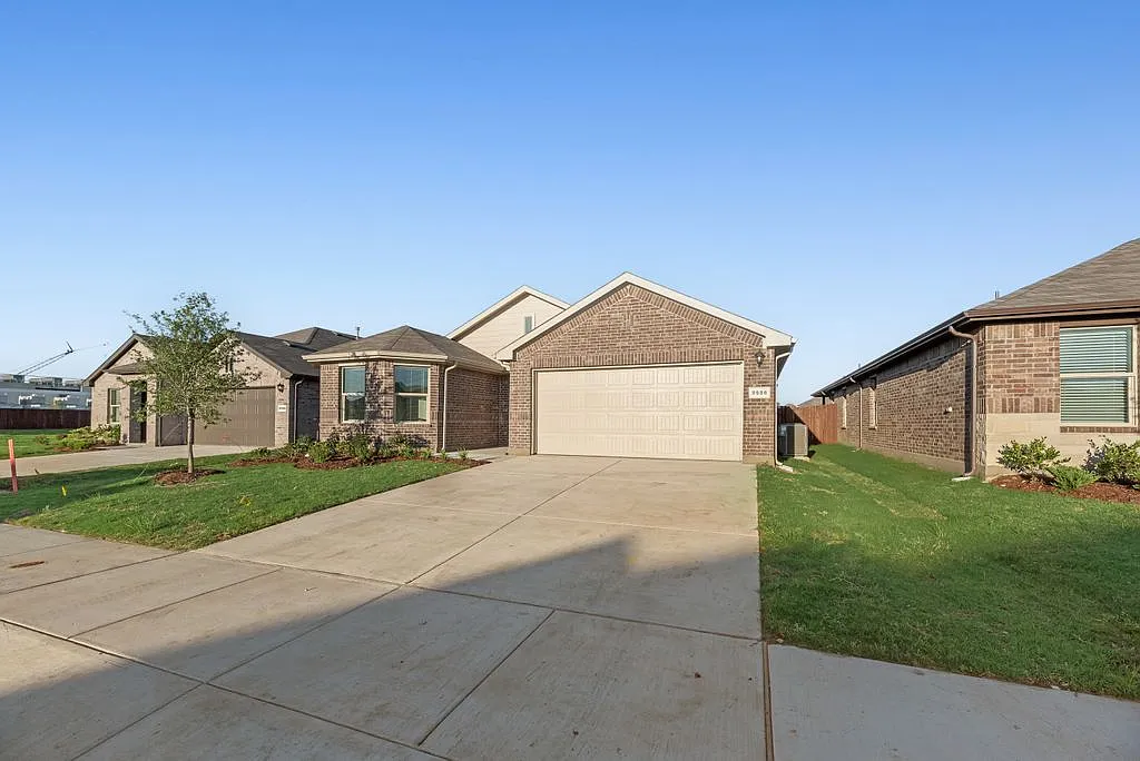 Building Photo - 8556 Dunnstown Dr