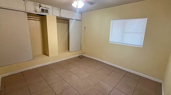 722 S Vaughn Ave — Photo 10