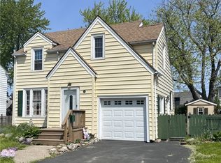 135 Hampton Pkwy, Buffalo, NY 14217