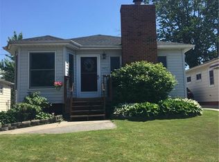 3423 Center Dr, Parma, OH
