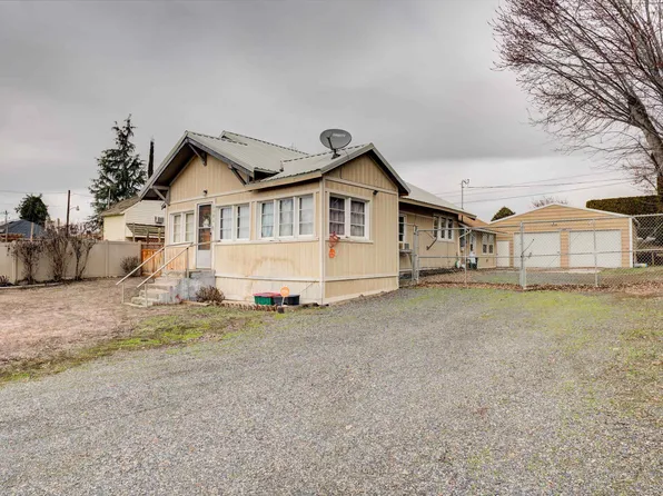 1101 Nob Hill Ave, Zillah, WA 98953