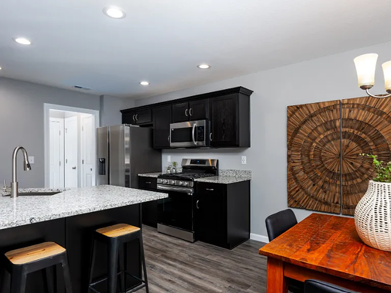 Somerset Townhomes and Villas — Photo 14