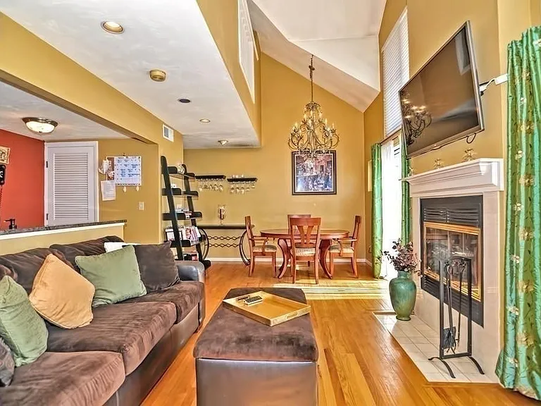 200 Falls Blvd #D309 — Photo 1