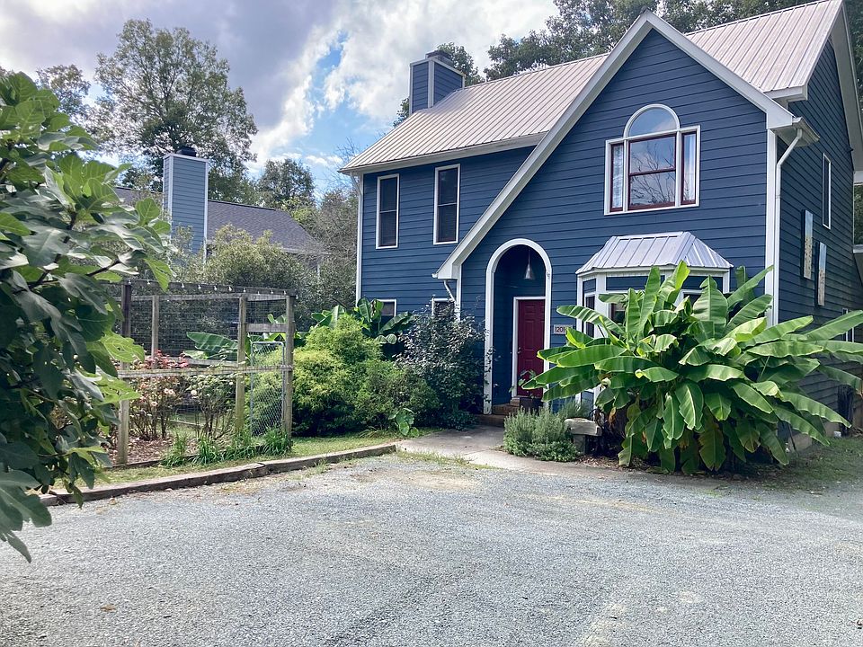 front of house/driveway/rose garden