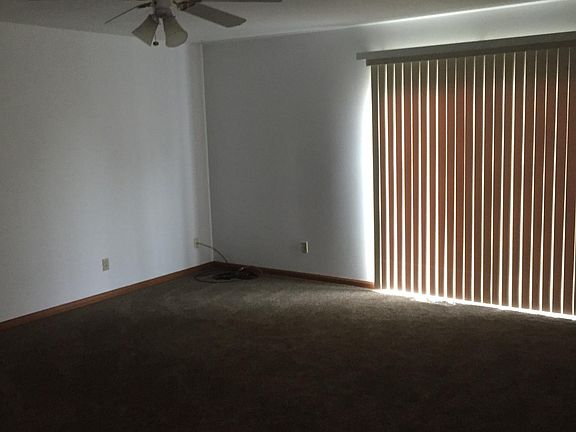 Great Room. 21X17