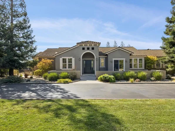 740 California Ave, San Martin, CA 95046