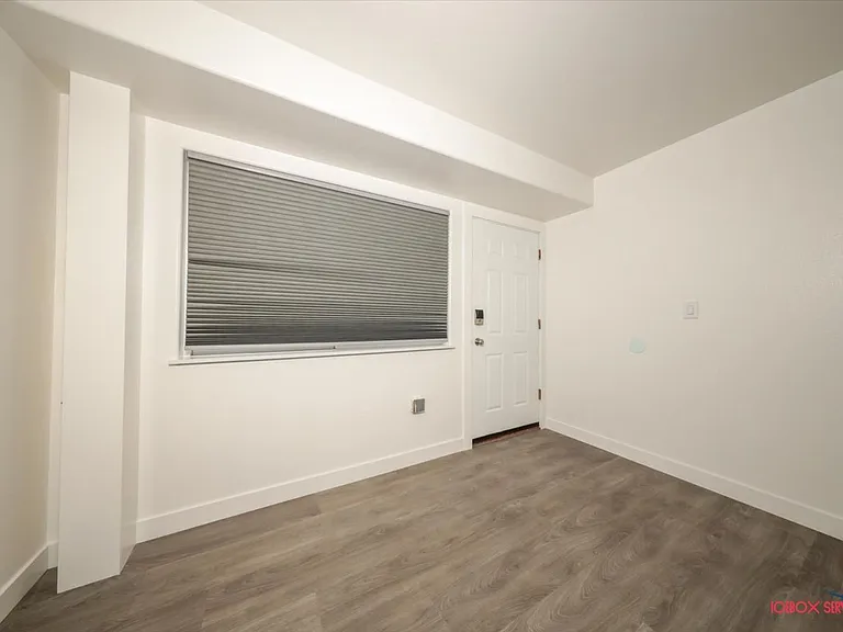 951 S Hobson'S Choice Ln — Photo 12