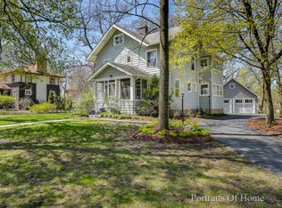 694 N Main St, Glen Ellyn, IL 60137