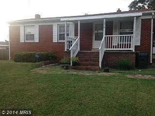 214 Wolford St photo 1