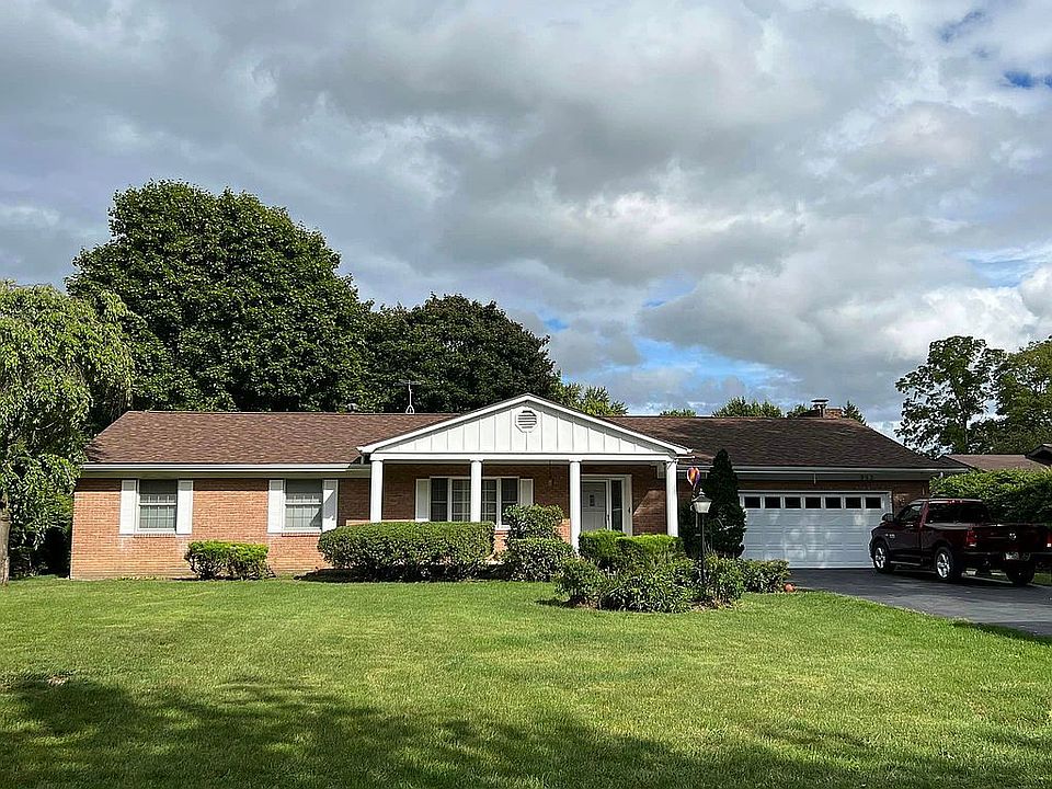 1st image of 952 Laura Dr
