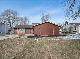 20566 White Bark Dr, Strongsville, OH