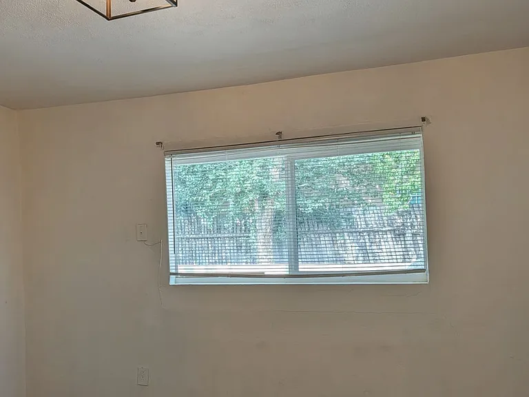 1853 Mann St #4 — Photo 17