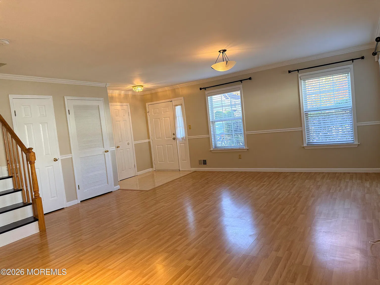 3 bed, 2.5 bath, 1642 sqft, $3,150 — Photo 2