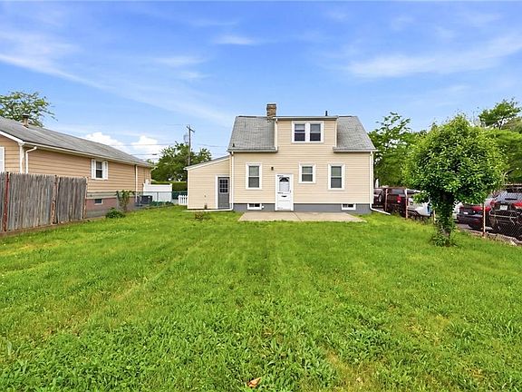 4th image of 47 Goldsmith Ave