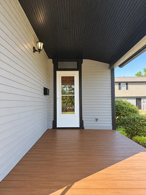 3 bed, 1.0 bath, 1050 sqft, $1,575 — Photo 2