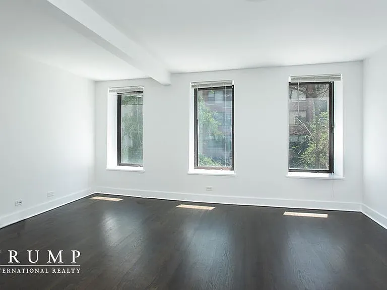 165 E 61st St #3C — Photo 4