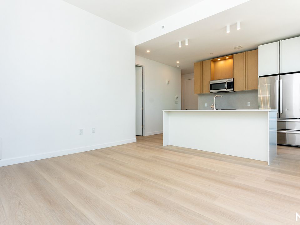 1st image of 26-04 Jackson Ave #2M