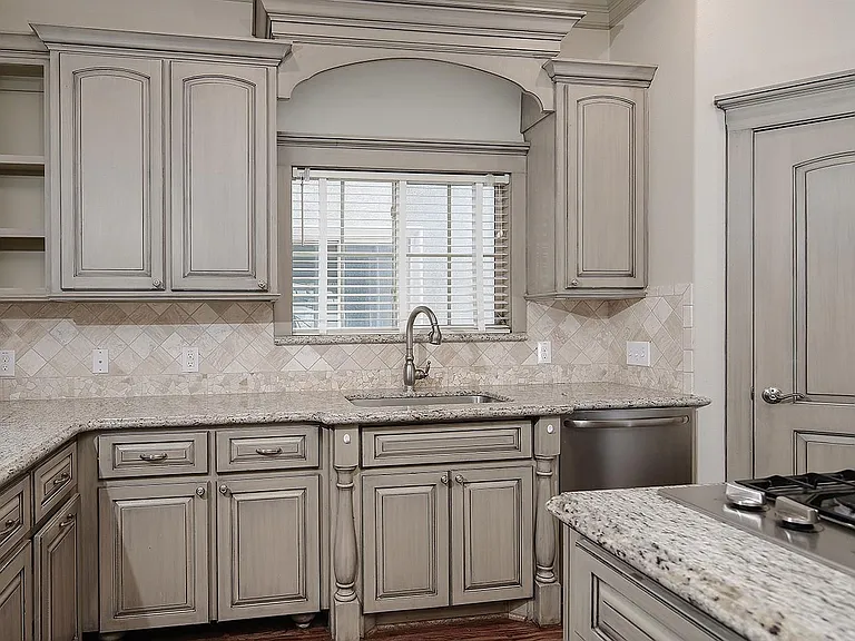 514 Cortlandt St #B — Photo 13