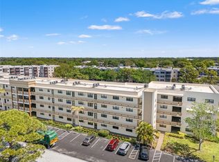 6070 80th St N Unit 410, Saint Petersburg, FL 33709