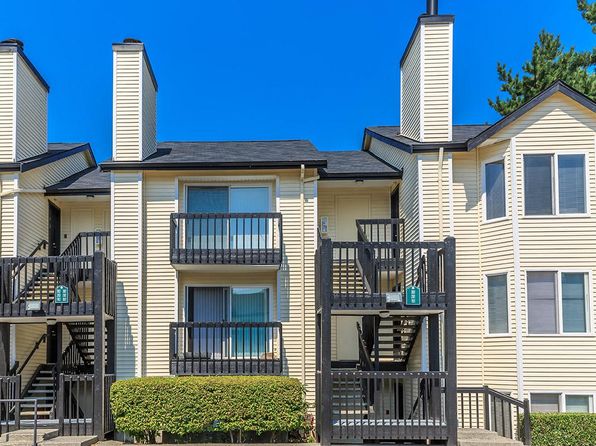Brookhaven Apartments | 30823 18th Ave S, Federal Way, WA