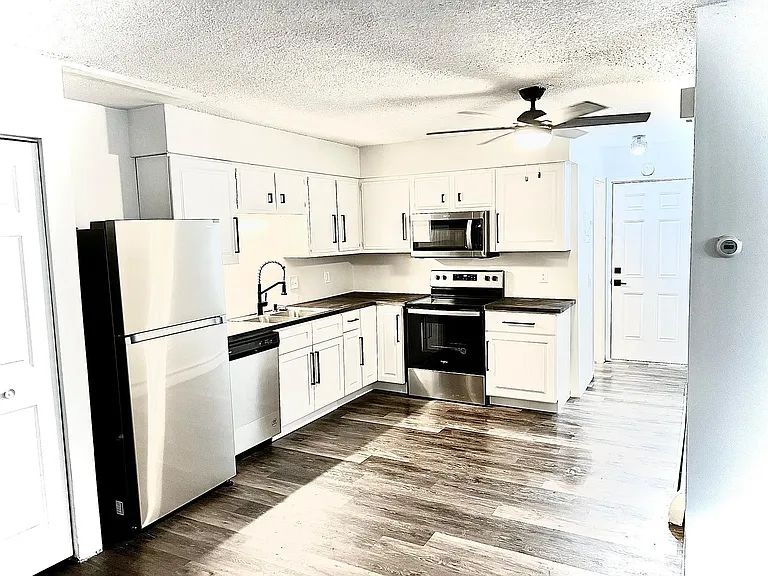 3312 Milwaukee St #4 — Photo 5