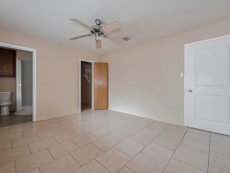 9126 Willow Meadow Dr — Photo 16