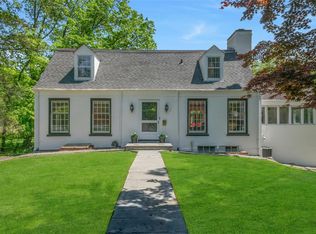 40 Brookby Rd, Scarsdale, NY 10583