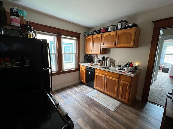 3rd image of 24 Beaumaris Pl