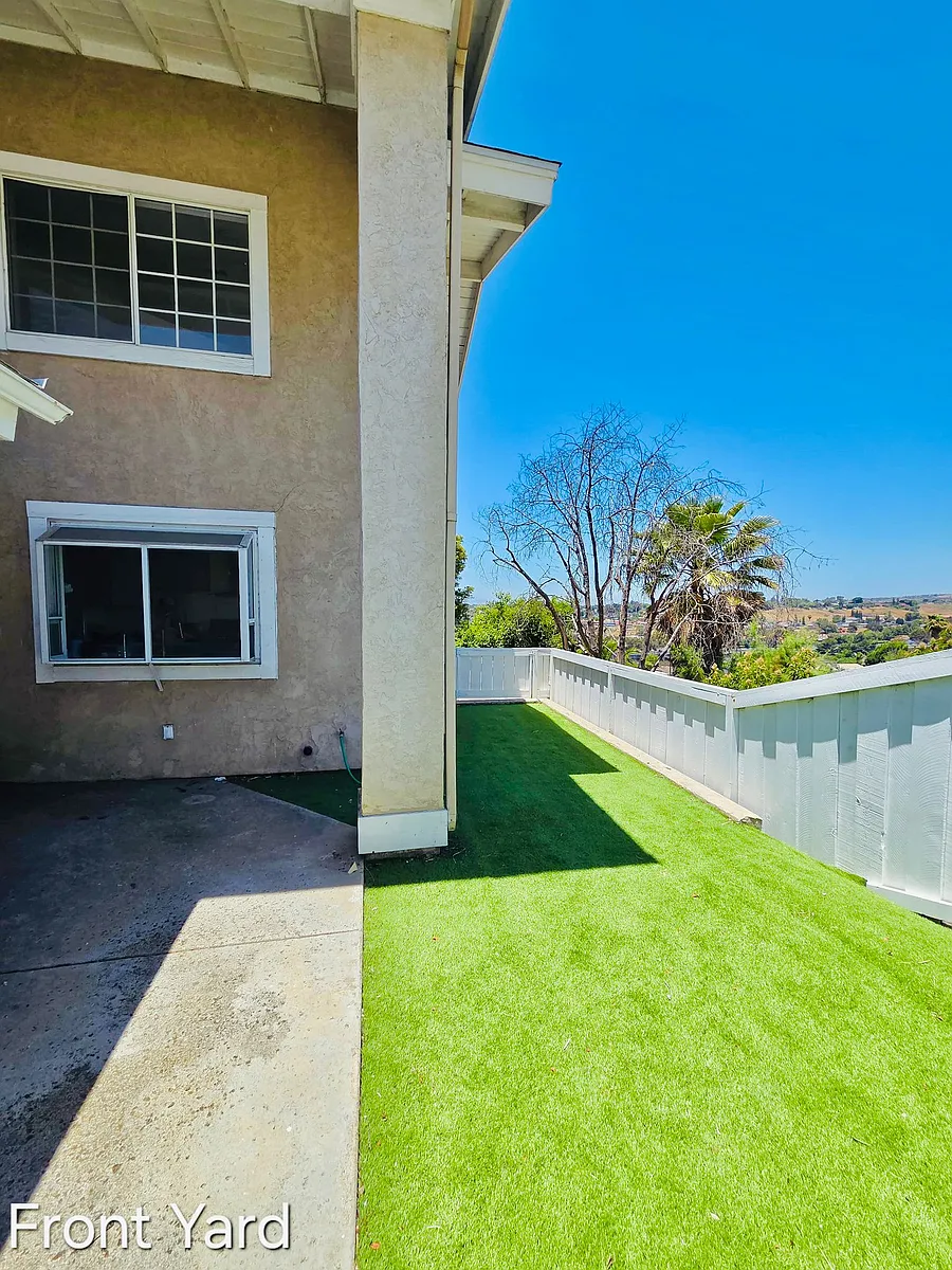 Building Photo - 8701 Vista Del Oro Way