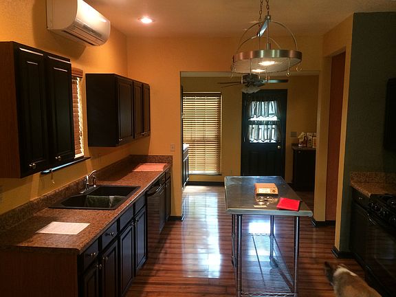 2nd image of 1104 Wood Ave