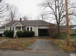 208 W 16th St, Metropolis, IL 62960