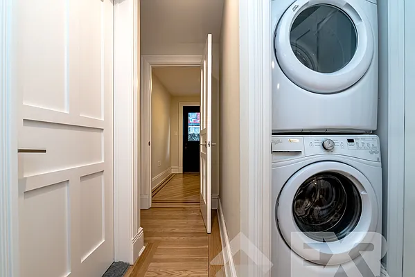 Rented by EXR | media 24