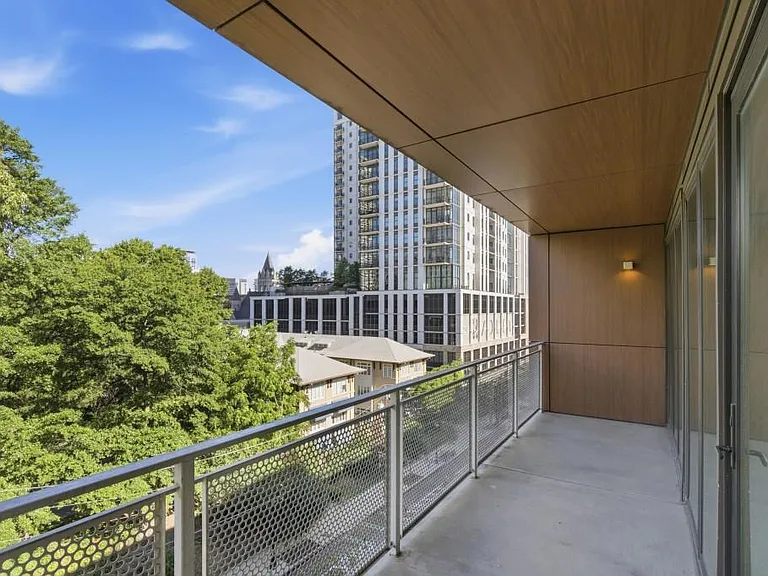 775 Juniper St #619 — Photo 33
