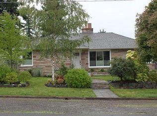 10444 California Ave SW, Seattle, WA 98146