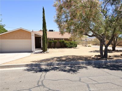 23911 Tahquitz Rd, Apple Valley, CA, 92307