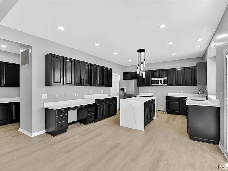 8862 Prairie St — Photo 26