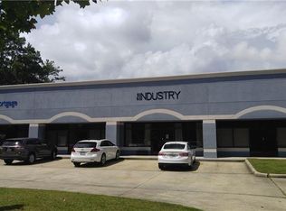 211 W Causeway Approach, Mandeville, LA 70448