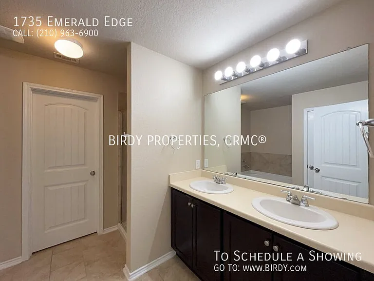 1735 Emerald Edge — Photo 20