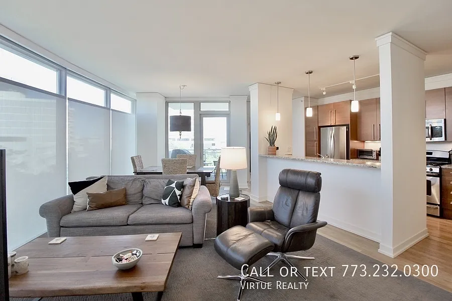 Now Showing! Rare 3 Bedroom Corner Available In October! — Photo 4