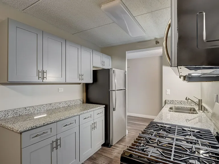 Bartlett Court Apartments — Photo 66