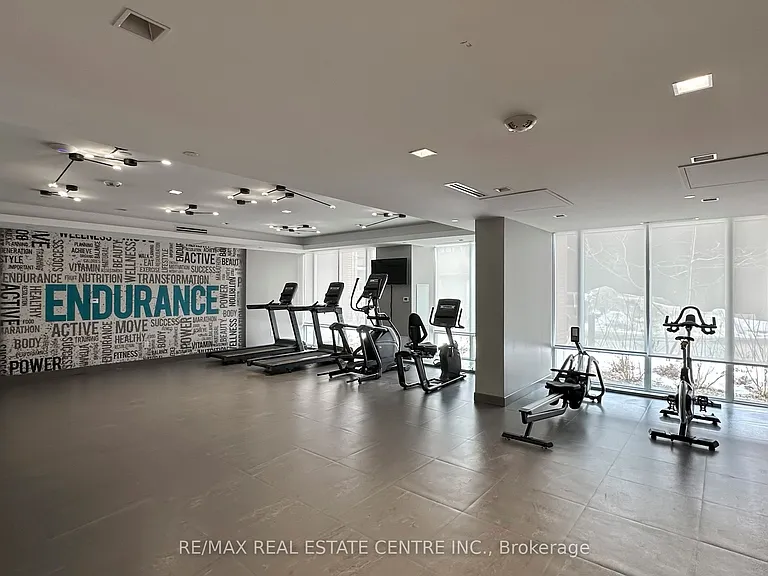 1010 Dundas St E #Penthouse 12 — Photo 37