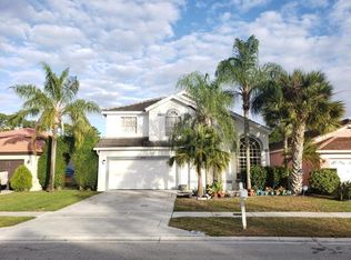 722 Lake Wellington Dr, Wellington, FL 33414