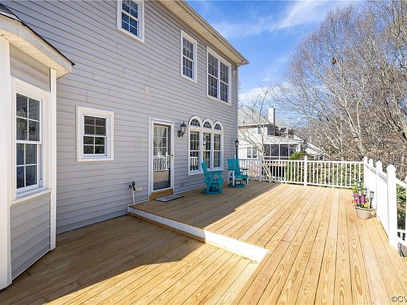 4th image of 2407 Trefoil Way