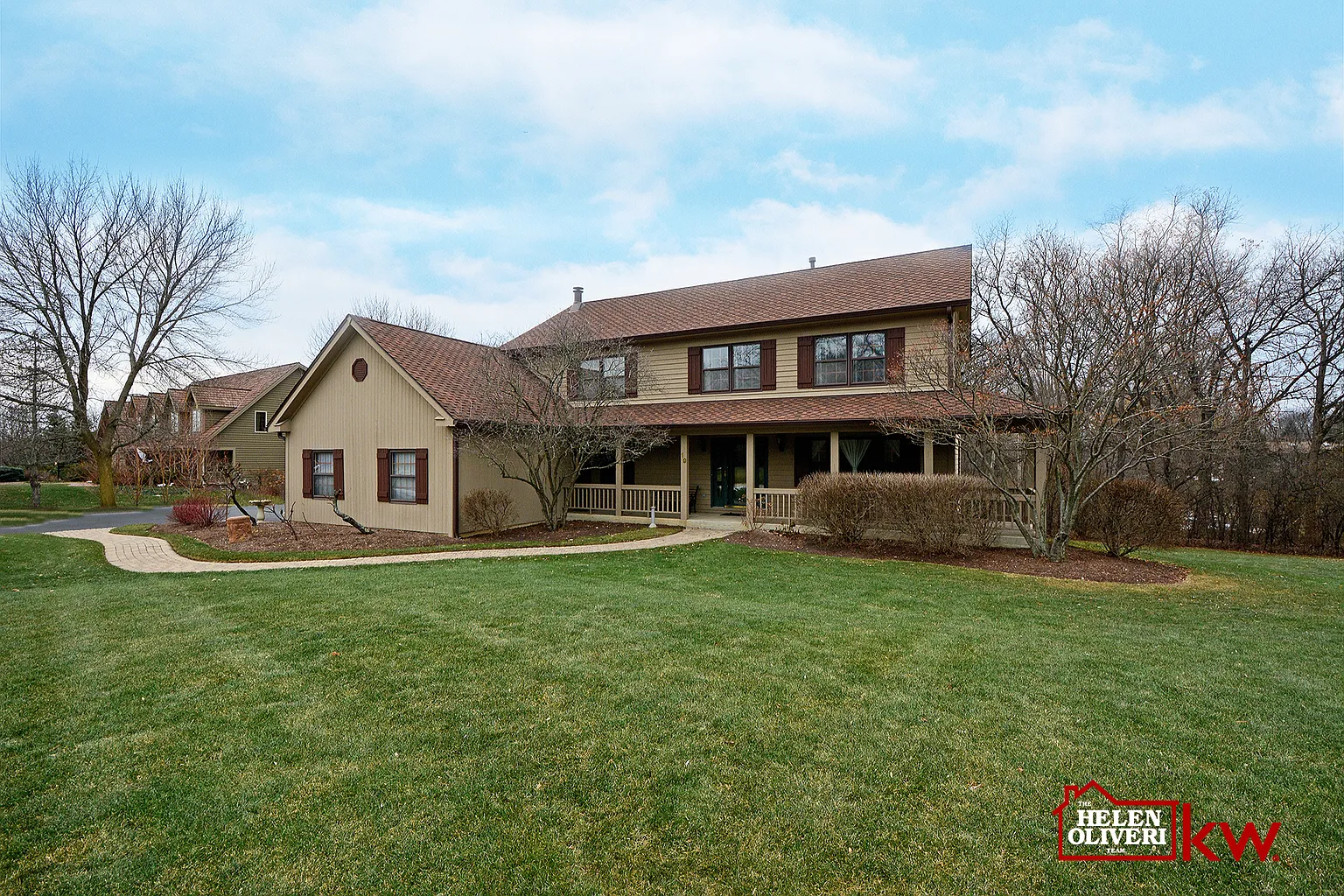 19 Arrowwood Dr photo 1