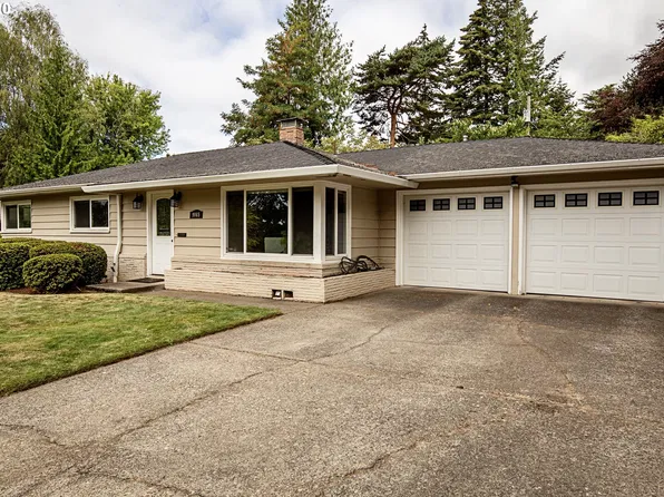9065 SW Washington St, Portland, OR 97225