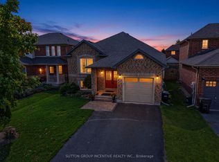 58 Tunbridge Rd, Barrie, ON L4M6T1